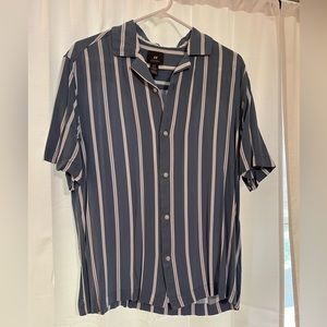 2 H&M button ups. Mens Medium